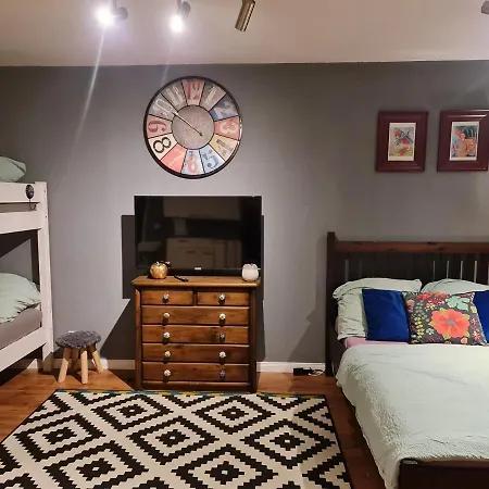 Old Town Apartment شقة *